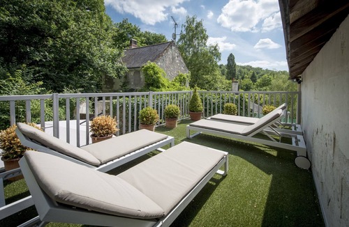 Chenehutte-Treves-Cunault House | pretty 18th century gite, bord de loire 10 km from SAUMUR