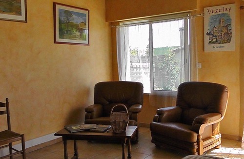 Agme Apartment | Pretty bedroom adjoining a country house