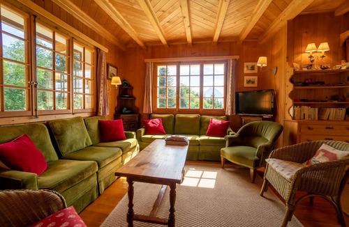 Alpe des Chaux Ski Chalet | Pretty chalet located on a large plot of land close to the Place de la Barboleuse, its shops and res
