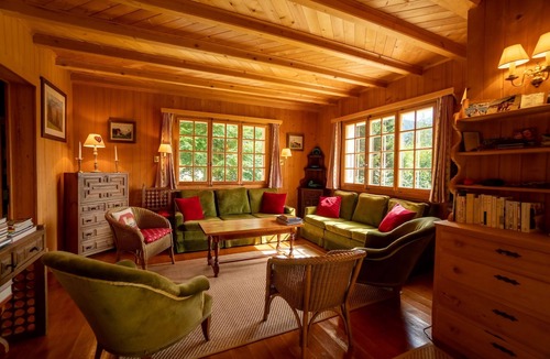Alpe des Chaux Ski Chalet | Pretty chalet located on a large plot of land close to the Place de la Barboleuse, its shops and res