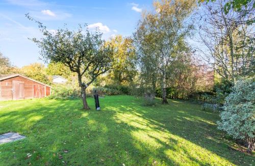 Woodmancote House | Pretty Country Home Dog Friendly On Request