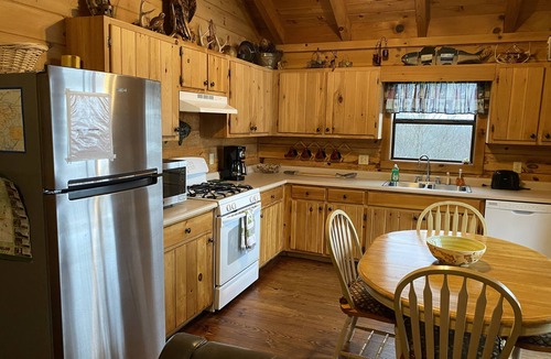 Hiawassee Cabin | Pretty Fawn Place, Wow View, Clean! Dogs Welcome. Hot Tub. Convenient To Town.