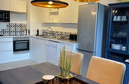 Entraigues-sur-la-Sorgue Villa | Pretty house with garden - Le Clos Du Moulin 2