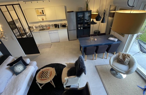 Entraigues-sur-la-Sorgue Villa | Pretty house with garden - Le Clos Du Moulin 2