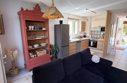 Entraigues-sur-la-Sorgue Villa | Pretty house with garden - Le Clos Du Moulin 4