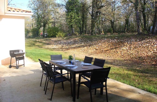 Saint-Vincent-sur-l'Isle House | "Pretty, comfortable house in a quiet, wooded setting"