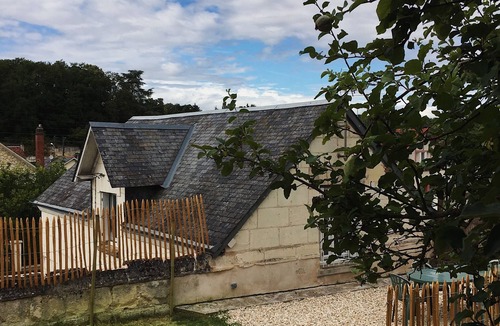Loches House | Pretty gîte with garden in exceptional medieval town.