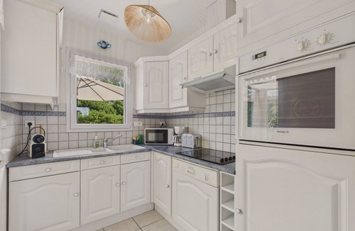 Saint-Vincent-sur-Jard House | Pretty house for 4 people with garden