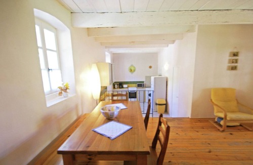 Pont-de-Labeaume House | Pretty Holiday Home in Ardèche with Swimming Pool