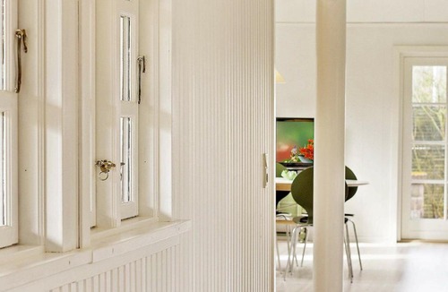 Blavand House | Pretty Holiday Home in Bl vand with Terrace