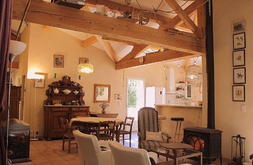 Junas House | Pretty Mas in the green