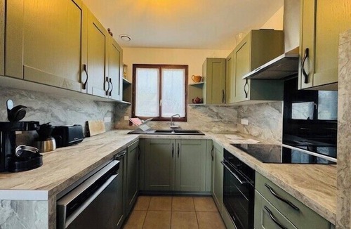 Hermanville-sur-Mer House | Pretty Norman pearl with garden