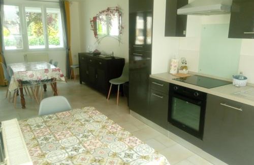 Albert House | Pretty Poppy