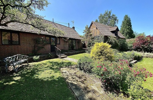 Little Chalfont Cottage | Pretty, Quiet and Peaceful