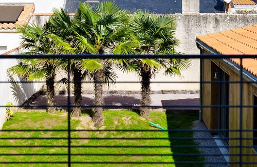 Les Sables d'Olonne House | Pretty renovated town house Les Sables sleeps 13
