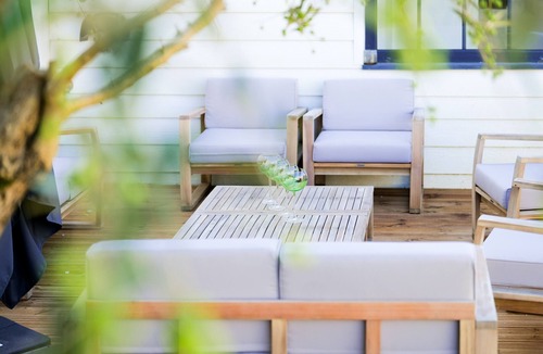 Chateau-d'Olonne Ski Chalet | Pretty renovated house close to amenities Les Sables sleeps 10