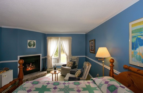 Glen Huron House | Pretty River Valley Country Inn