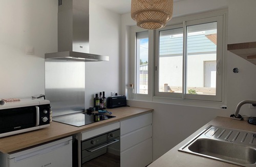 Hauteville-sur-Mer Villa | Pretty seaside house