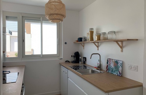 Hauteville-sur-Mer Villa | Pretty seaside house