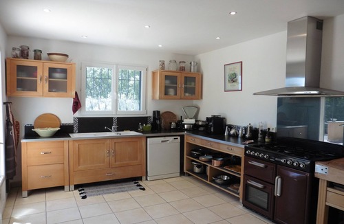 Villes-sur-Auzon House | Pretty, spacious holiday home with private pool