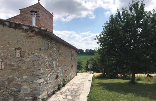 Belleserre Cottage | Pretty stone cottage