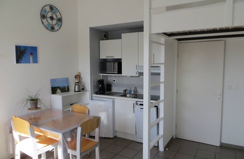 La Flotte Apartment | PRETTY STUDIO LA FLEET IN RE, HEATED POOL