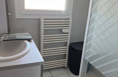 Perols Apartment | Pretty T2 with garden