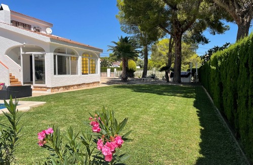 Les Tres Cales Villa | Pretty villa with swimming pool near the sea (200m)