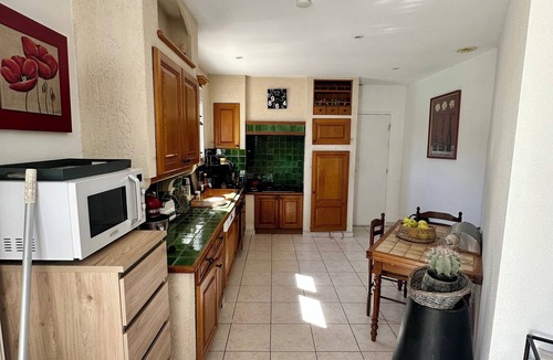 Valreas House | Pretty villa with private pool