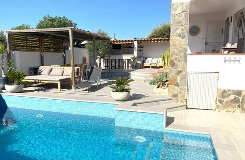 El Mas Bosca Villa | Pretty villa with private pool, close to the sea.
