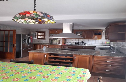 Calonge Villa | Pretty Villa with Sun Loungers