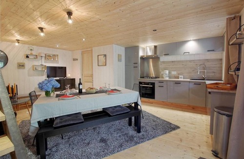 Vielle-Aure House | Pretty village barn tastefully decorated