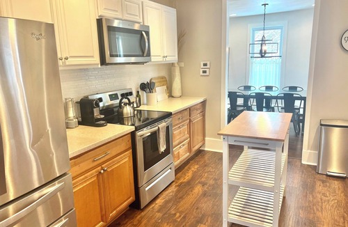 Three Oaks House | Price Improvement Large fenced yard fire pit hot tub game room