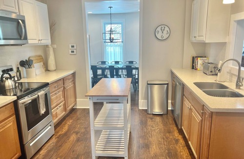 Three Oaks House | Price Improvement Large fenced yard fire pit hot tub game room