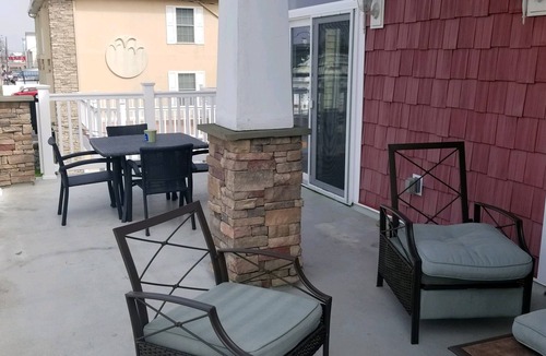 North Wildwood Condo | PRICE REDUCED Beautiful 3 Bedroom, 21/2 Bath Condo,walking distance to the beach