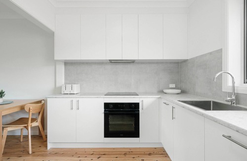 Merewether Apartment | Prickly Pear Stays in Merewether - Ranclaud St, 1-bedroom