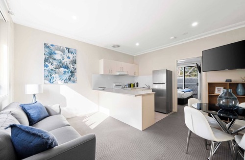Mayfield Apartment | Prickly Pear Stays in Mayfield