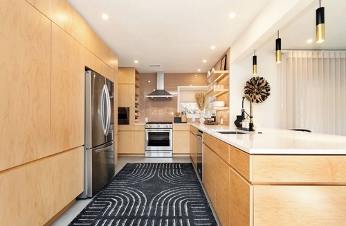 Manhattan House | PRIDE ROCK Luxury Retreat