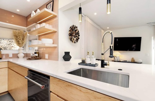 Manhattan House | PRIDE ROCK Luxury Retreat