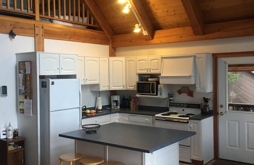 Coolin House | —Priest Lake Waterfront Escape—