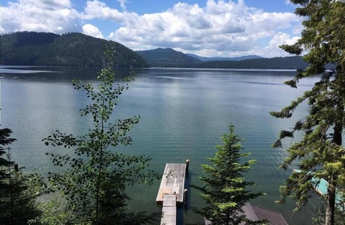 Coolin House | —Priest Lake Waterfront Escape—