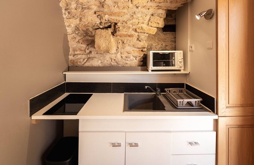 Goudargues Bed & Breakfast | Prieuré d'orniols