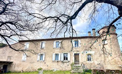 Conques-sur-Orbiel Bed & Breakfast | Prieuré du Font Juvénal Domaine du temps