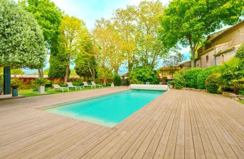 Floure Bed & Breakfast | Prieuré Saint-Louis Maison d'Hôtes