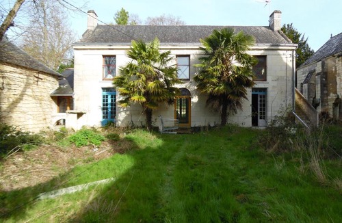 Courchamps Apartment | prieure le compostelle gite la renaissance