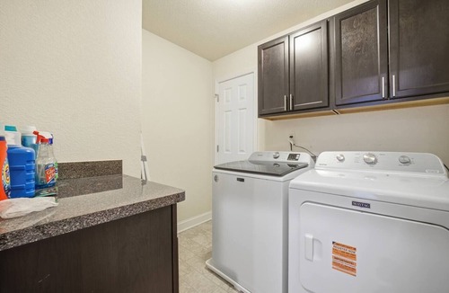 Norfolk - Virginia Beach House | Primary Suite, Private Bath, Near VB Oceanfront