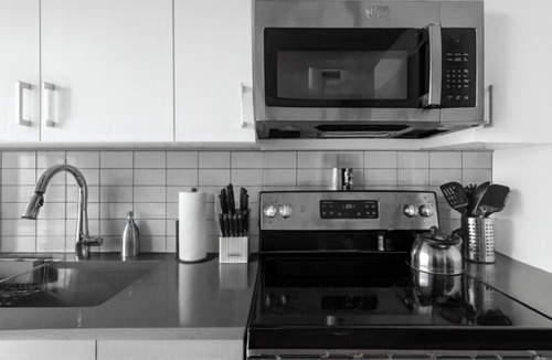 Five Points South Apartment | Prime 2BR Stay | Five Points & Nightlife 10th