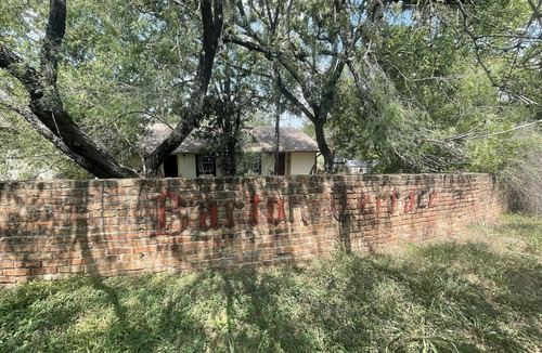 Barton Hills Condo | Prime Austin Condo - Ideal Living