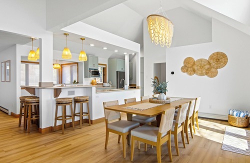 Glen Arbor House | Prime Big Glen Lake Frontage – 127’ of Private Paradise