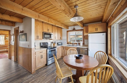 Florence Cabin | Prime Bitterroot River frontage